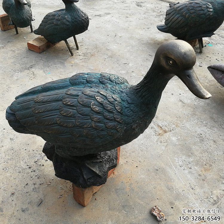 鸭子雕塑厂家,仿真动物, 公园广场街头摆件 (17) 鸭子雕塑厂家,仿真动物, 公园广场街头摆件 (17)
