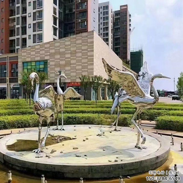 镂空白鹤雕塑 广场近代雕塑 门口小品 镂空白鹤雕塑 广场近代雕塑 门口小品