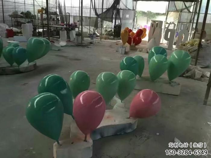 步行街气球雕塑，锻造景观雕塑，烤漆方式