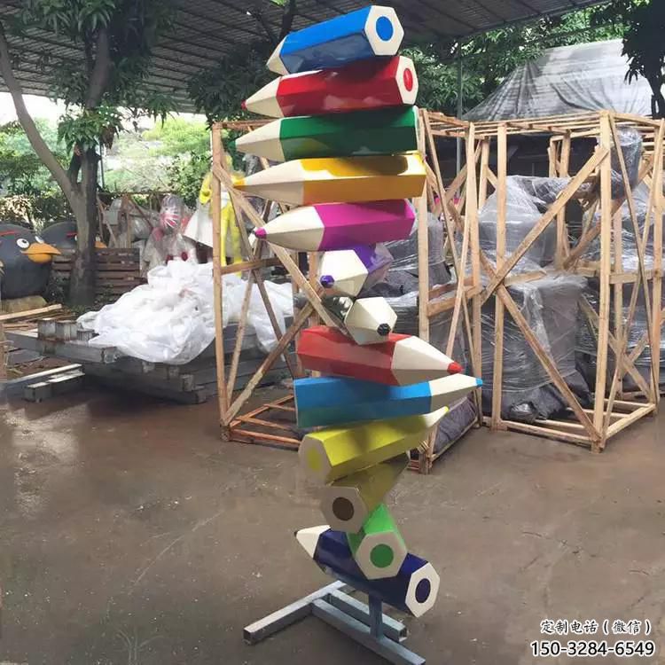 博物馆铅笔雕塑 电镀现代小品 公园雕塑 博物馆铅笔雕塑 电镀现代小品 公园雕塑