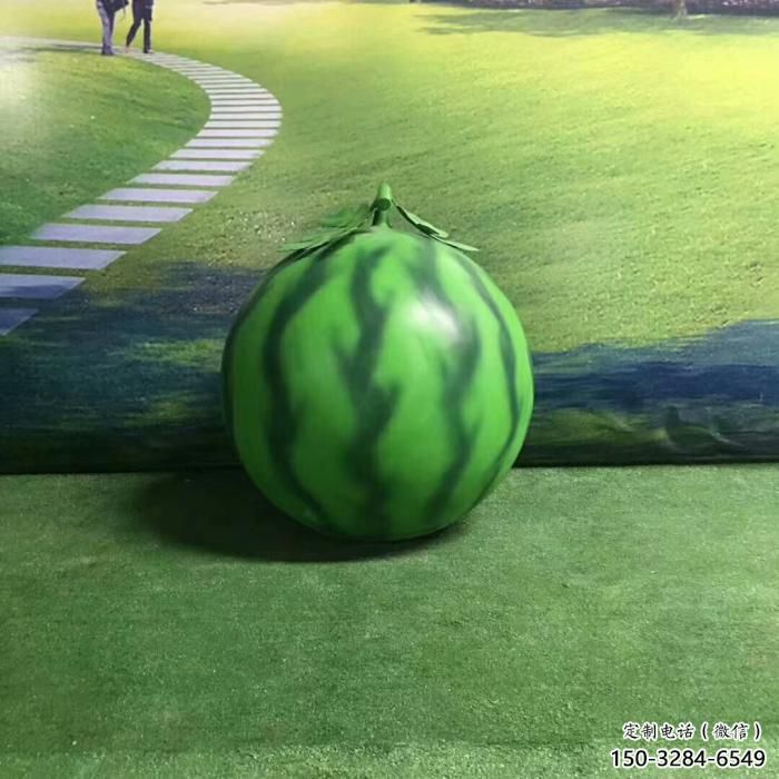 商业街西瓜雕塑 烤漆果蔬雕塑 彩绘水果雕塑 商业街西瓜雕塑 烤漆果蔬雕塑 彩绘水果雕塑