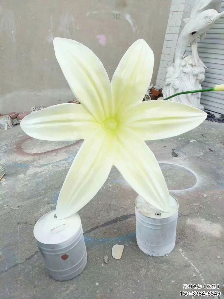 兰花雕塑 拉丝玉兰花雕塑 步行街雕塑 兰花雕塑 拉丝玉兰花雕塑 步行街雕塑