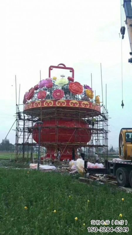 彩绘景观花篮雕塑生产，景区案例，彩绘不锈钢花篮雕塑优选