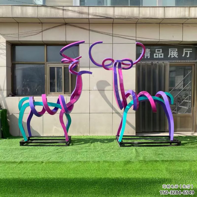 商业街小鹿雕塑 商业街小鹿雕塑