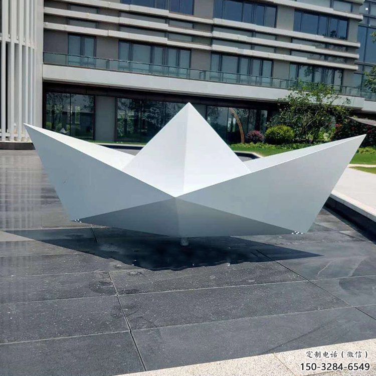 抽象纸船雕塑厂家,标识雕塑,景观折纸船雕塑指用 抽象纸船雕塑厂家,标识雕塑,景观折纸船雕塑指用