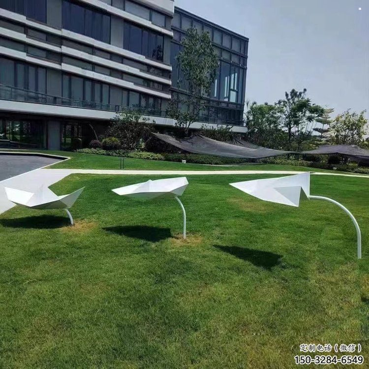 纸船雕塑订做,彩钢制作,民俗折纸船雕塑优选 纸船雕塑订做,彩钢制作,民俗折纸船雕塑优选