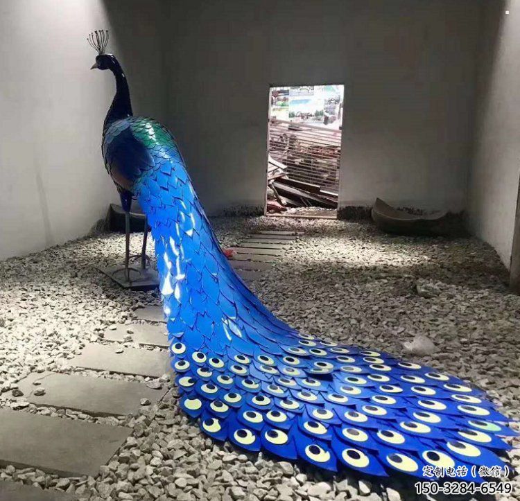 孔雀雕塑精选，露天雕塑，不锈钢烤漆孔雀雕塑厂家