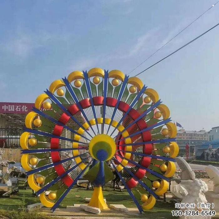 孔雀开屏雕塑订做，室外软装，孔雀开屏雕塑供应