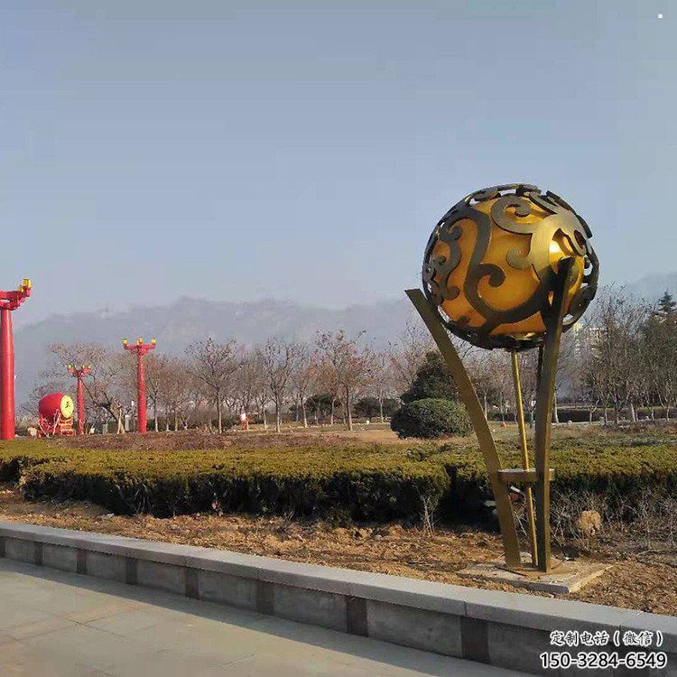 空心球雕塑生产商，动态雕塑，镂空空心球雕塑定制