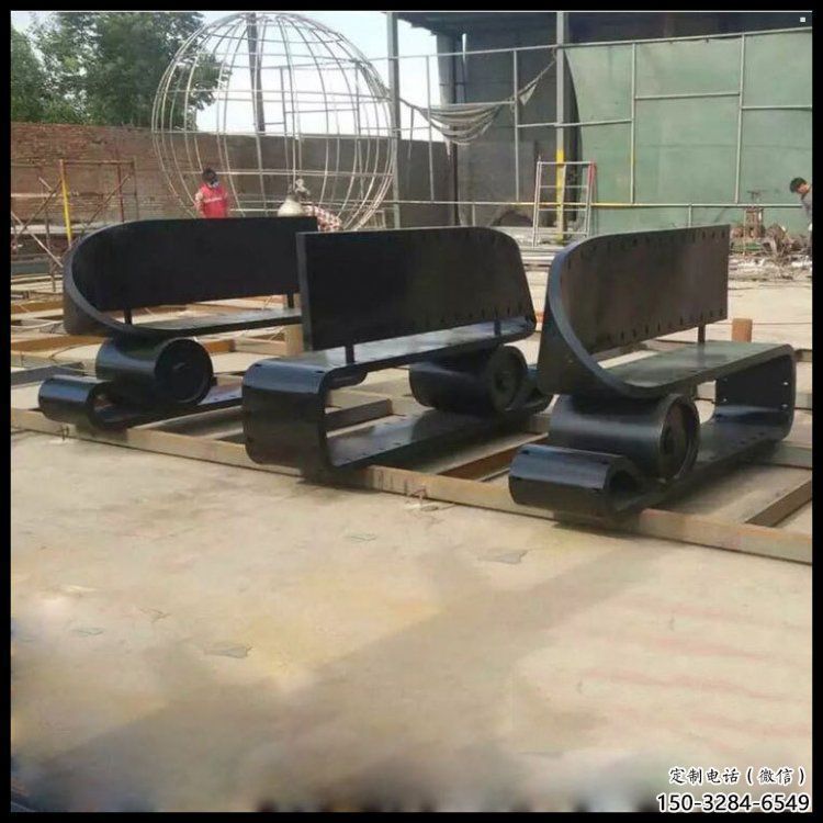 不锈钢胶卷坐凳雕塑