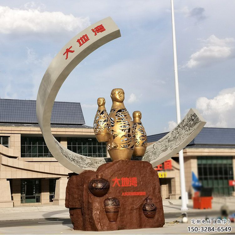 房地产酒瓶雕塑,仿古景观雕塑,喷砂制造 房地产酒瓶雕塑,仿古景观雕塑,喷砂制造