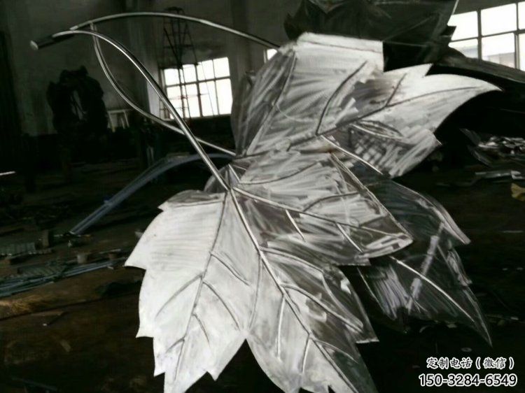 枫叶雕塑供求,露天雕塑,不锈钢枫叶雕塑标准 枫叶雕塑供求,露天雕塑,不锈钢枫叶雕塑标准