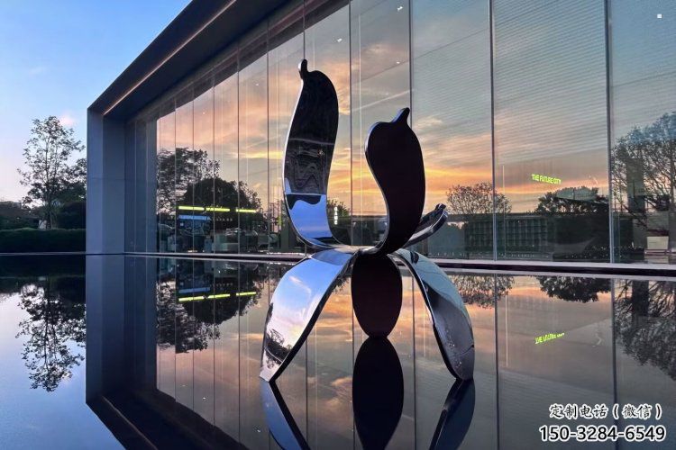 四叶草雕塑展品,景观雕塑,不锈钢四叶草雕塑供应 四叶草雕塑展品,景观雕塑,不锈钢四叶草雕塑供应