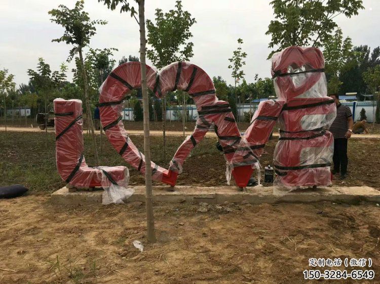 景观love雕塑造型供需，广场雕塑，不锈钢love雕塑选用