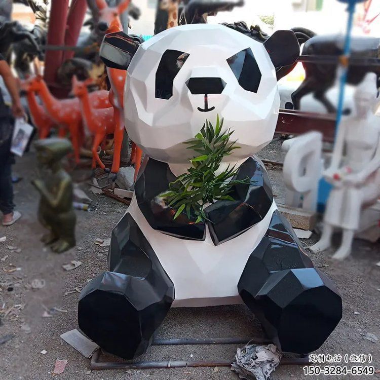 大型熊猫雕塑常用,户外摆放,仿真熊猫雕塑展示 大型熊猫雕塑常用,户外摆放,仿真熊猫雕塑展示