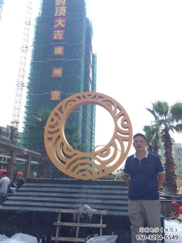 圆环雕塑服务商，美陈雕塑，烤漆圆环雕塑厂家精选