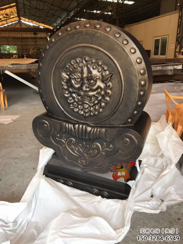 抱箍雕塑异型优选，城市装饰，展示铜抱箍雕塑定做