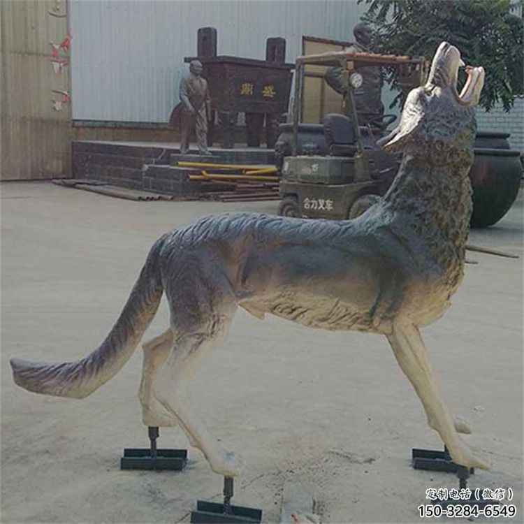 玉树铜狼雕塑厂家,铜雕动物狼,仿真工艺制作 玉树铜狼雕塑厂家,铜雕动物狼,仿真工艺制作